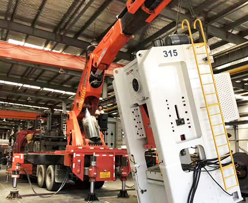 南京栖霞提升工作效率，选择优质折臂吊租赁服务