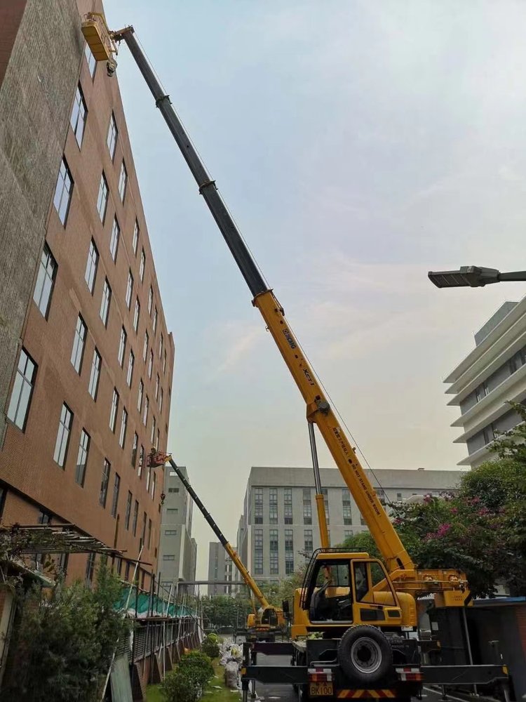 南京栖霞汽车吊出租哪家好，选择最靠谱的服务商指南